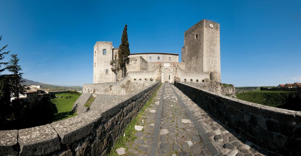 Hotel La Pergola Rionero in Vulture Exterior photo